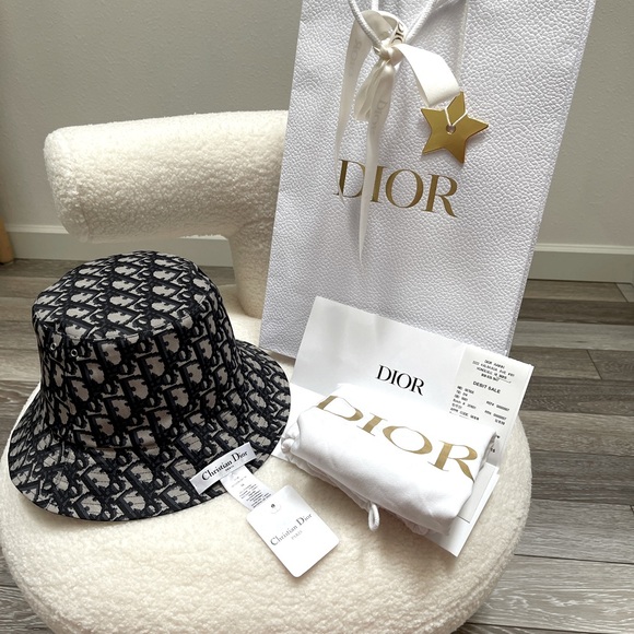 Dior Reversible Brim Bucket Hat 